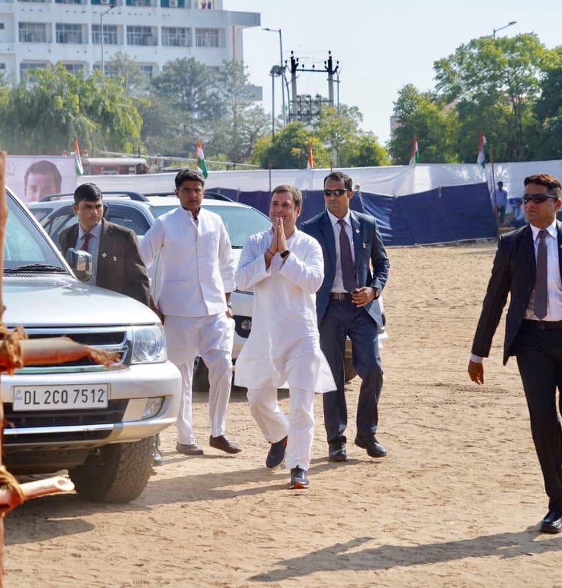 danishabrar2016's tweet photo. जयपुर में अखिल भारतीय कांग्रेस कमेटी राष्ट्रीय अध्यक्ष श्री राहुल गांधी जी का स्वागत किया@RahulGandhi @SachinPilot @avinashpandeinc @ashokgehlot51 https://t.co/Ct2ISqRMIN