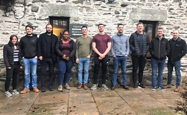 dovenestgroup's tweet photo. More of those fantastic people from @balfourbeatty completing their 2-year development programme.  #leadership #futureleaders #LeadershipDevelopment https://t.co/EWpAzK0ZaD