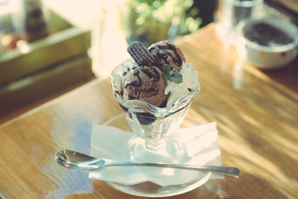 Cafesantos En Twitter 今週は金曜と土曜日が夜営業となります 18 30 21 00 お酒も少ないですがご用意しておりますので おひとり様からお気軽に御来店お待ちしております カフェサントス千歳 カフェサントス 千歳市 夜 カフェ