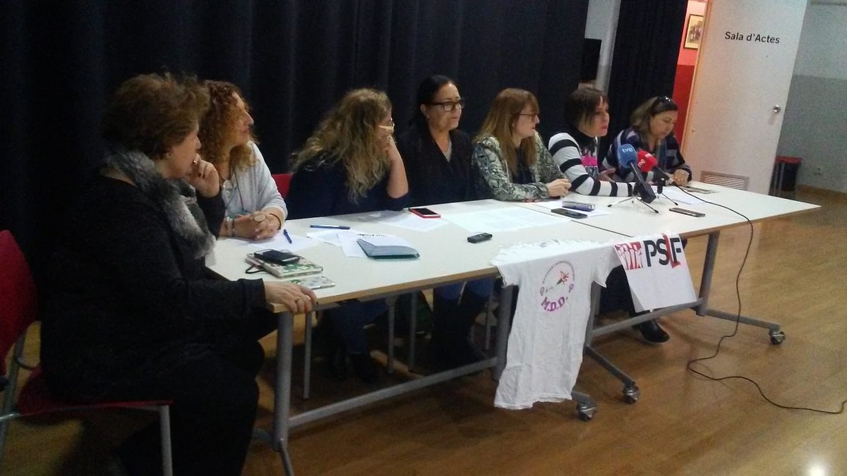 Nos sumamos a todas las movilizaciones y actos apoyando a todas las organizaciones feministas andaluzas, porque no somos moneda de cambio, siempre pertinaces en nuestra lucha a favor de la igualdad y nuestros derechos #NiUnPasoAtras #FeminismoNiUnPasoAtras