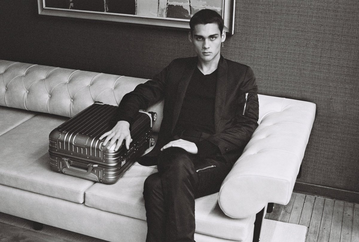 Ash Kingston. #rimowa #rimowaoriginal 