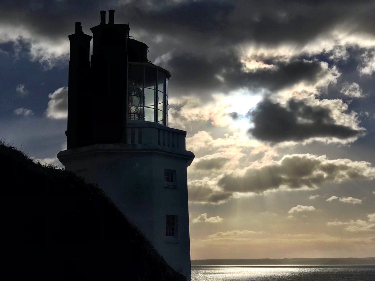 Lizard Hol Cottages On Twitter Moody Late Afternoon Sunlight At
