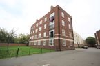 3 bedroom apartment offered for sale just a few moments from #Bricklane 
Please follow like for further details:
peachproperties.com/property-for-s…