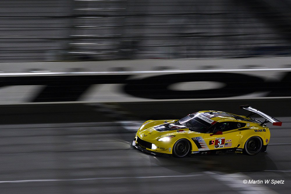 dailysportscar's tweet photo. 2019 Roar Before The 24 Gallery >>> https://t.co/ULsb87XigJ #IMSA #Roar24 #roarbeforethe24 https://t.co/ojlHluiPW6