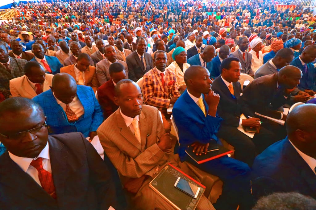 NgetichRK's tweet photo. NIV1984 Revelation 22:3-4
No longer will there be any curse. The throne of God and of the Lamb will be in the city, and his servants will serve him. They will see his face, and his name will be on their foreheads.

#TheChurchEntryIntoHeaven https://t.co/IRmMT4KRRt