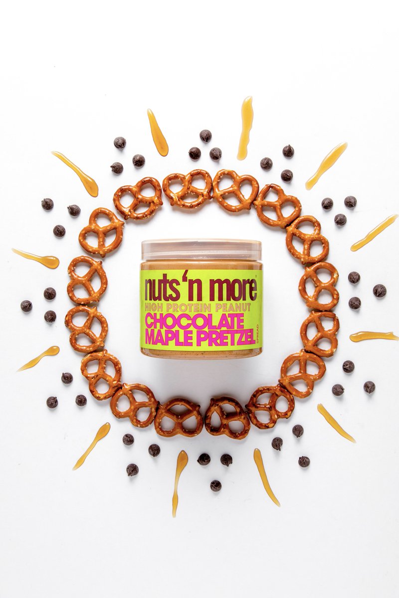 NutsNMoreUSA's tweet photo. Where our Chocolate Maple Pretzel lovers at? 🙋‍♂️🍫🥜
#NutsnMore #ChocolateHolic #HighProtein https://t.co/T9YUe6pWCg