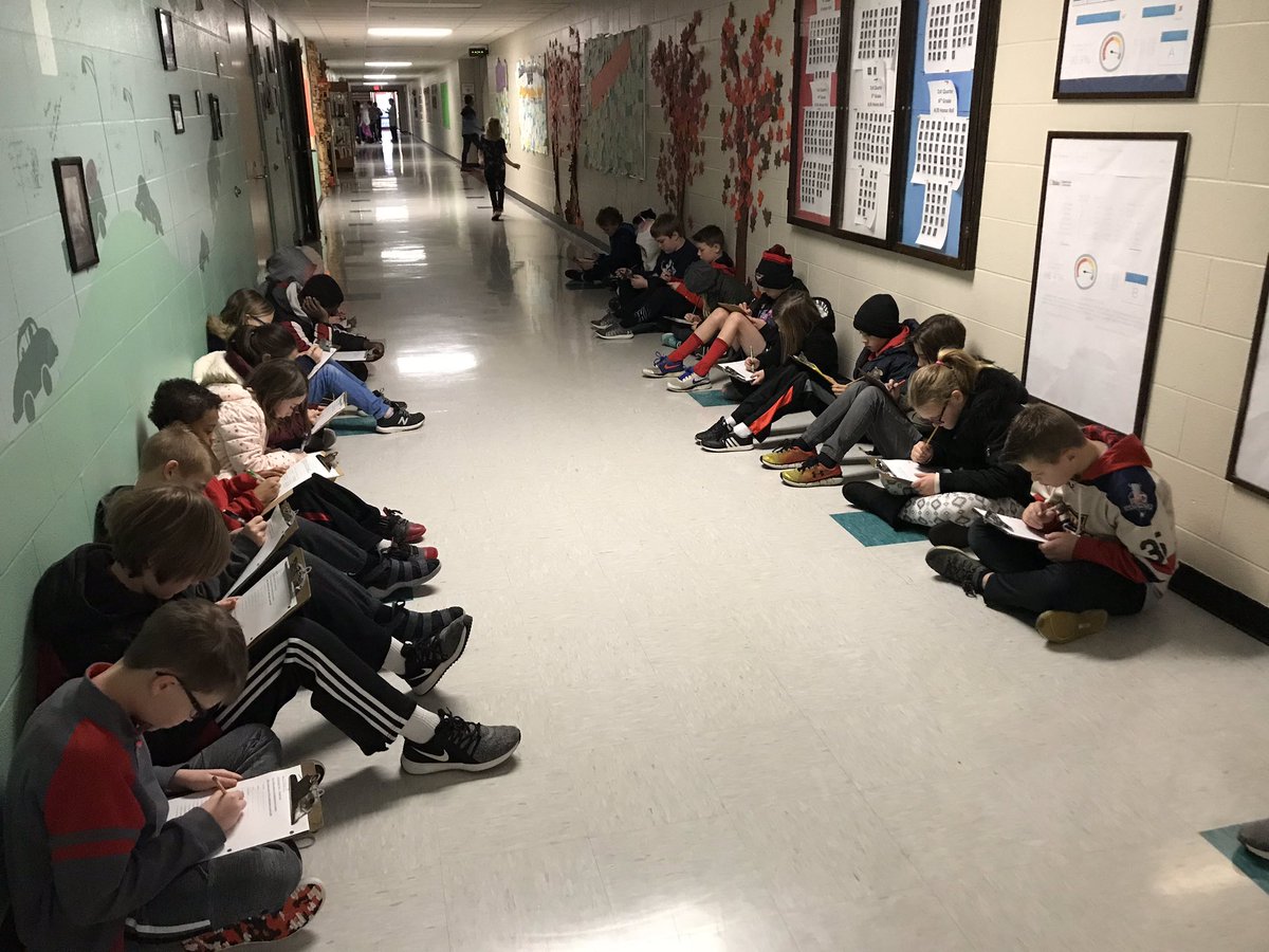 teambeckersmith's tweet photo. A little power outage won’t stop #teambeckersmith or the rest of Independence Elementary from learning.  @IndyPats94 #WEareLakota https://t.co/2SpGL4OJZ5