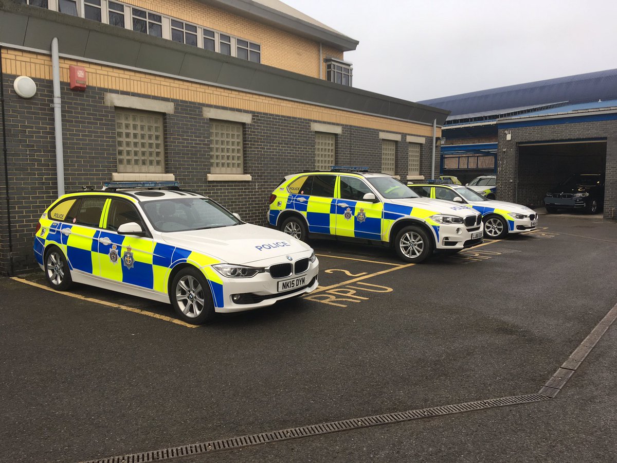 ShaunfromDurham's tweet photo. Busy afternoon cleaning some of the #CDSOU fleet, in today with B-Relief @DurhamRPU. #CleanToBeSeen #PositiveImage #Standards https://t.co/I7dAIx2jcI