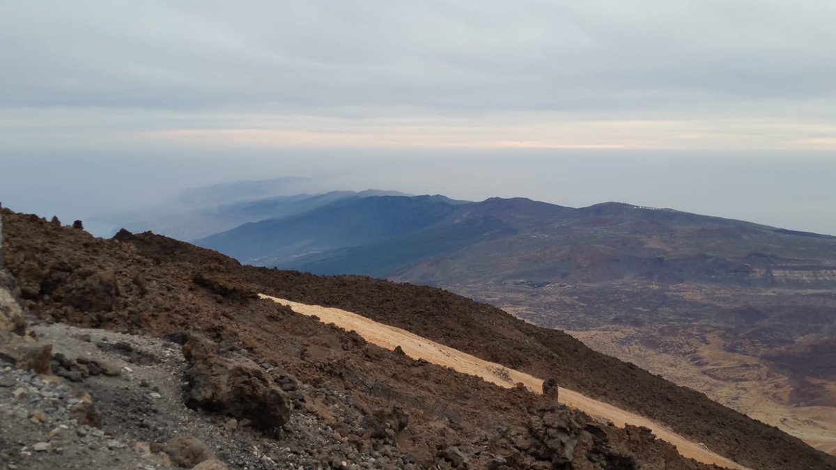 Sycaventura_12's tweet photo. Primer proyecto del año en marcha!!
Nos vamos al #Teide!!
La cima más alta de nuestro país.
De 0 a 3719m!!
Organiza nuestro sello #sycaventurasportravel
#tenerife #islascanarias
#volcal #cumbres https://t.co/C2MjsCqLkV
