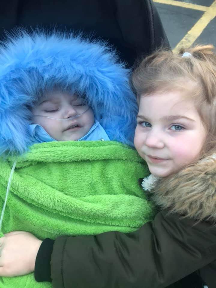 JacobsJourney18's tweet photo. Picking his brother and sister up from school yesterday 🐸❤

#ourheartsbeatforjacob https://t.co/mCLT6dVTEK