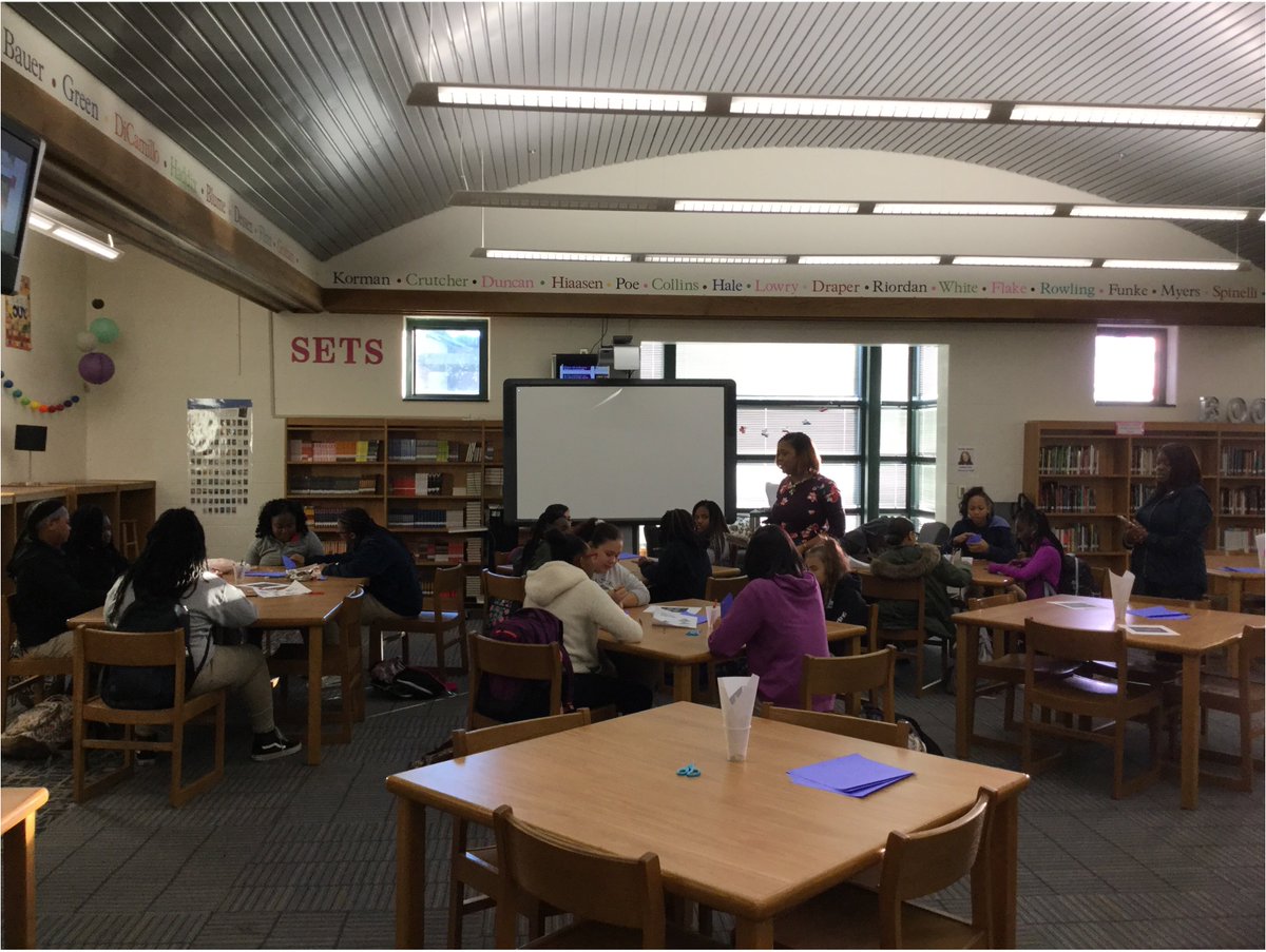 DCMSMediaCenter's tweet image. Ms. Bacote hosted the first Working Women Wednesday group of the new year this morning.  “Your mind is a garden.  Your thoughts are the seeds.  You can grow flowers or you can grow weeds.”  🌸  #RHSDLibraries  #WorkingWomenWednesday  #ThankfulForSchoolLibraries