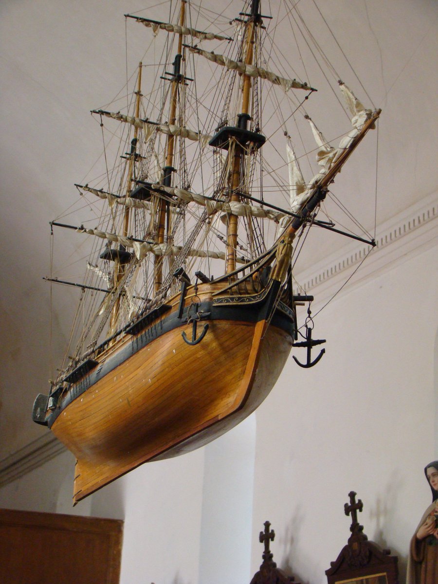 cotentinologue1's tweet photo. #AnimalsinChurchesHour #AnimalsinChurches bad weather /gale /storm /hurricane/ typhoon #WeatherInChurches
Marine ex-voto 1-2/#St_Gildas_de_Rhuys #brittany 3/#St_Malo #Brittany 4/#Néville #Cotentin https://t.co/J2TUzR8Vv9