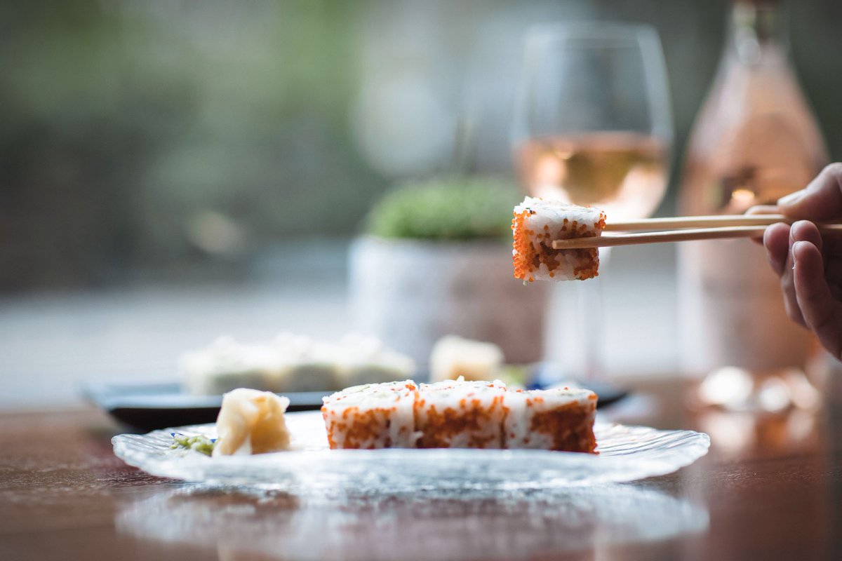 OKA_London's tweet image. Prawn California rolls 🙌#ChelseaVibes #EatOka 🗻