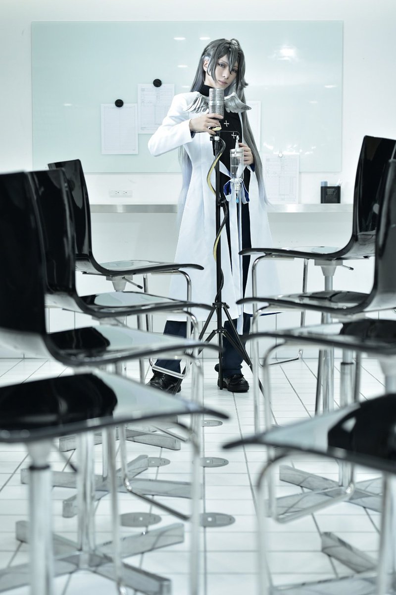 ট ইট র コスプレイヤーズアーカイブ 公式 Happy Birthday 本日1月10日の誕生日キャラクターピックアップでは ヒプノシスマイクより神宮寺寂雷の素敵写真をご紹介します もっと見たい方はこちら Pc T Co 9ygbwiwitz スマホ T Co