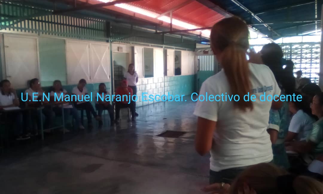Vtiby1's tweet photo. Actividades recreativas y deportivas en la EBNB Pedro Aldao, San Sebastian. #YoJuroConMaduro @NicolasMaduro @aristobulopsuv @RMarcoTorres @leoalvacabrera @ZE_Aragua @CRIFPMA @solyosmig https://t.co/7b9ZpI2rYt
