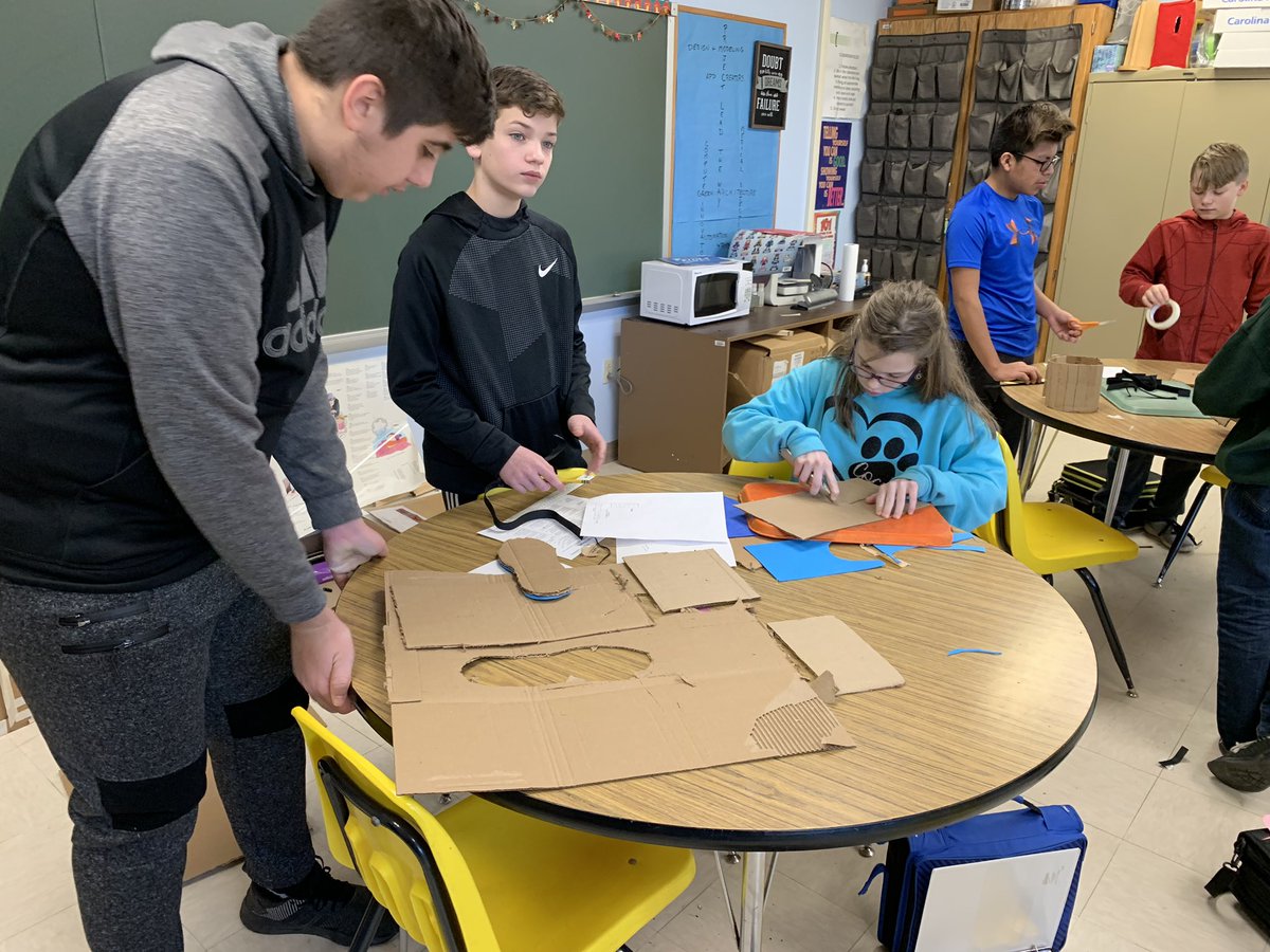 Design and modeling collaborating to create foot orthodox <a href="/OakvilleMiddle/">Oakville Middle School</a> <a href="/oakvillepltw/">rebecca brophy</a> #stemployee