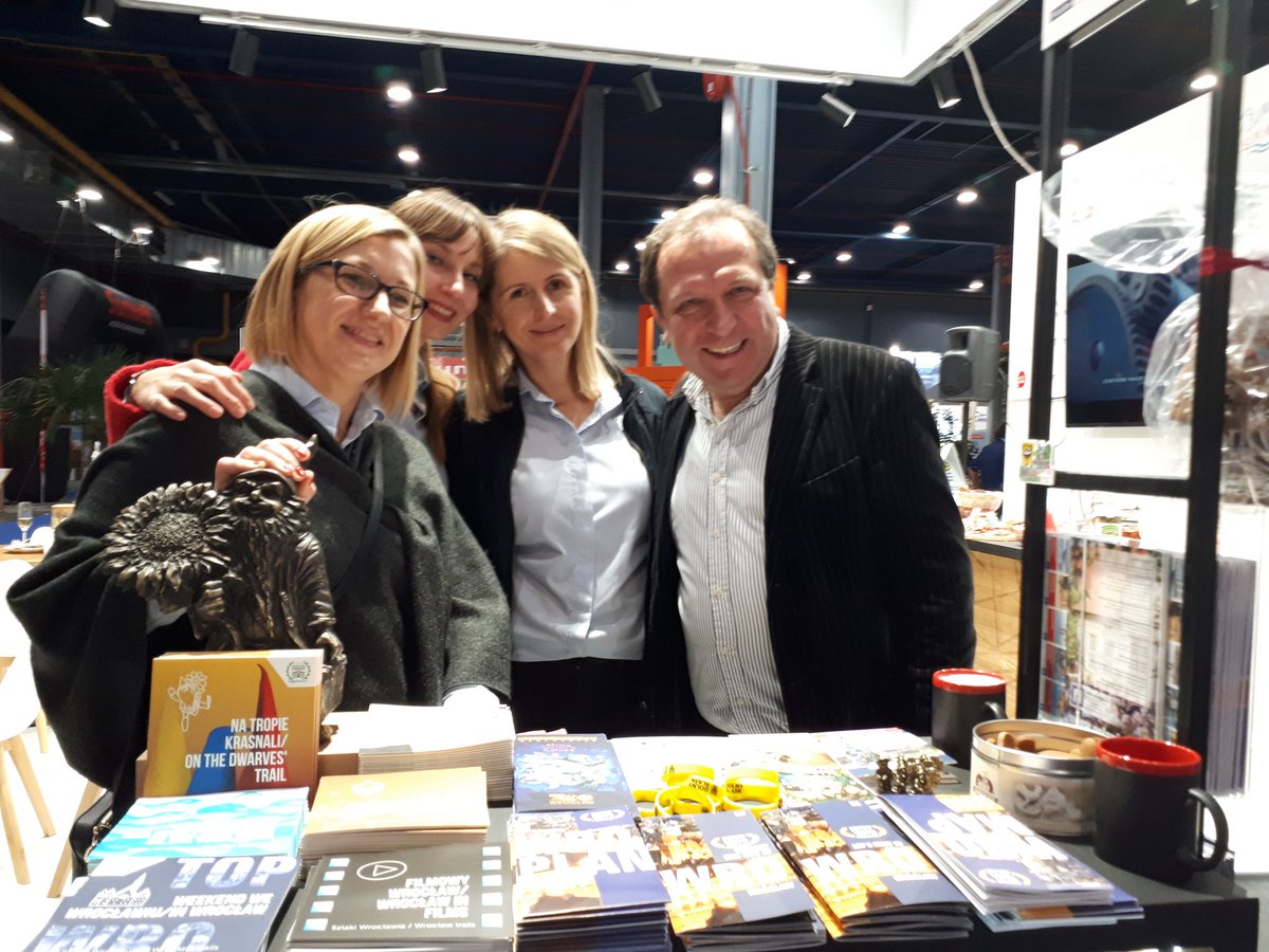 stepniakk's tweet photo. Pozdrowienia z #Vakantiebeurs, największych targów turystycznych tej części #Europy #visitWro #zyczliwek #Wroclove https://t.co/h8Zt14xTuE