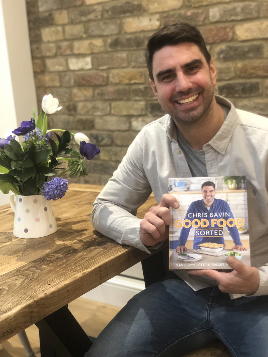 Chris Bavin tweet media