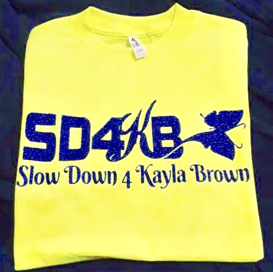 sd4kbbikesafety's tweet photo. We will be taking orders for Hoodies/Sweatshirts/Long &amp; Short Sleeve Tees in support of SD4KB🦋  Sample T-shirt color in safety green w/bling logo in support of bicycle safety🦋 Inbox for details... @sd4kbbikesafety #sd4kb #slowdown4kaylabrown #rememberingKayla 🦋 https://t.co/r5jwX8kFrO