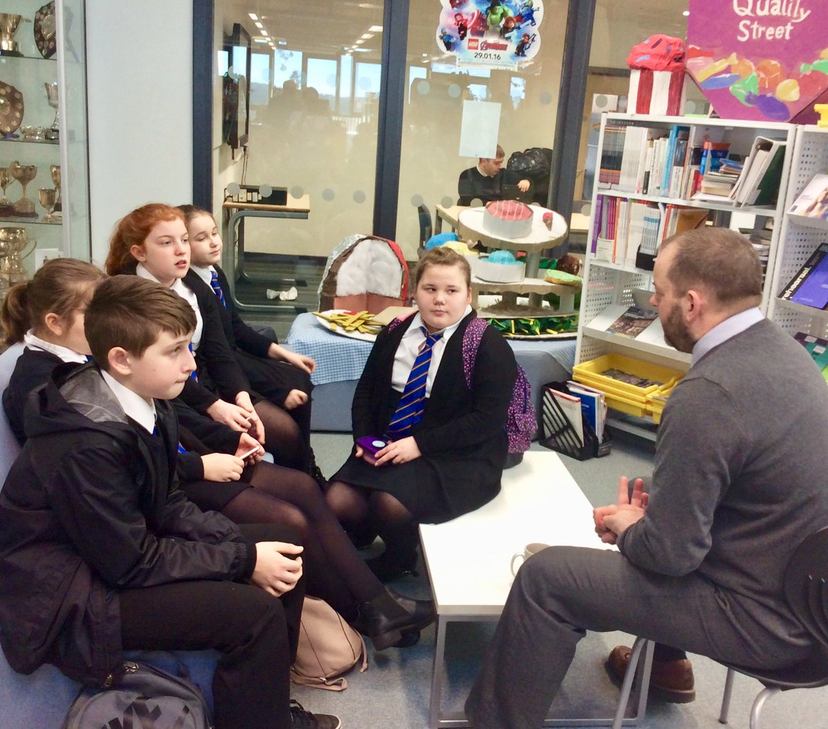 BrechinHighLib's tweet image. First meeting of 2019 of the #DigitalMakersClub! 🙌🏻Students learn how to make their #ElevatorPitch from our very own media guru, Mr Hutchison of @BrechinEnglish, &amp;amp; storyboards/scripts are a go-go! #LibraryMakerSpaces #Pivot #iMovie #StopMotion #GreenScreen #ThisIsBrechin