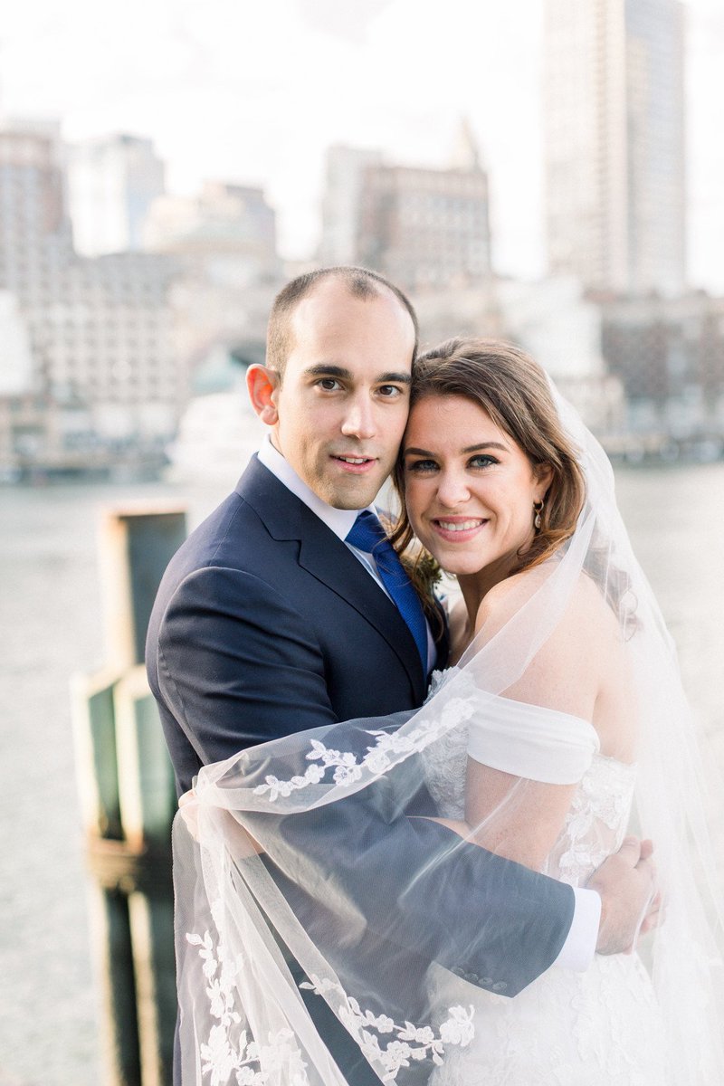 MaryElleORourke's tweet photo. Now this is a HAPPY #WeddingWednesday… Sarah’s wedding made it in #Zola too: https://t.co/Qk8v54iKhg
Kudos again to this fabulous team...
Photo: @Caroline_Winn 
Planner: @PrimaveraDreams 
Hair &amp; Makeup: #MaryelleArtistry
#published #wedding #weddinghair #weddingmakeup https://t.co/XBsdpEU85R