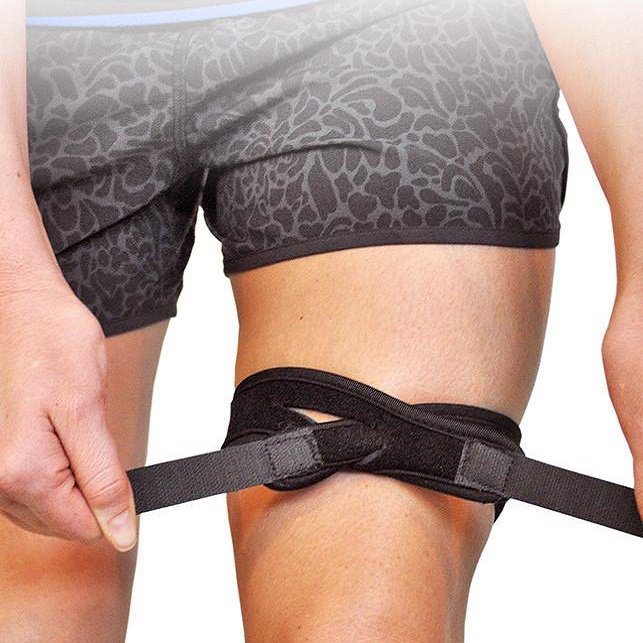 MDUBActive's tweet photo. This is made for athletes. This ILIOTIBIAL BAND STRAP will relive your pain https://t.co/WxDIentEFi #Iliotibialbandpain #Illiotibialband #Itband #Crossstrap #Pain #Illiotibialpain #Painrelief #MDUB #Mdubmedical #Painkiller #Forrunners #Runner #Runningpain #Fitness #Health https://t.co/LrsOIqgnY5