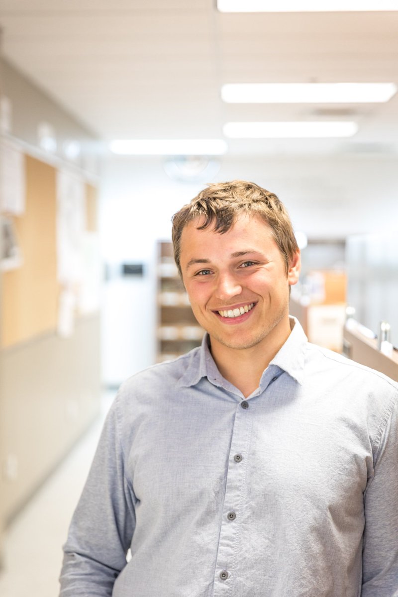 « Là où ça devient excitant, c’est quand on conclut qu’il y a suffisamment de minéraux ou de métaux pour démarrer une mine. » Portrait de notre collègue Alex Landry à découvrir sur <a href="/minesqc/">MinesQC</a> #Mines #Abitibi minesqc.com/blogue/au-dela…