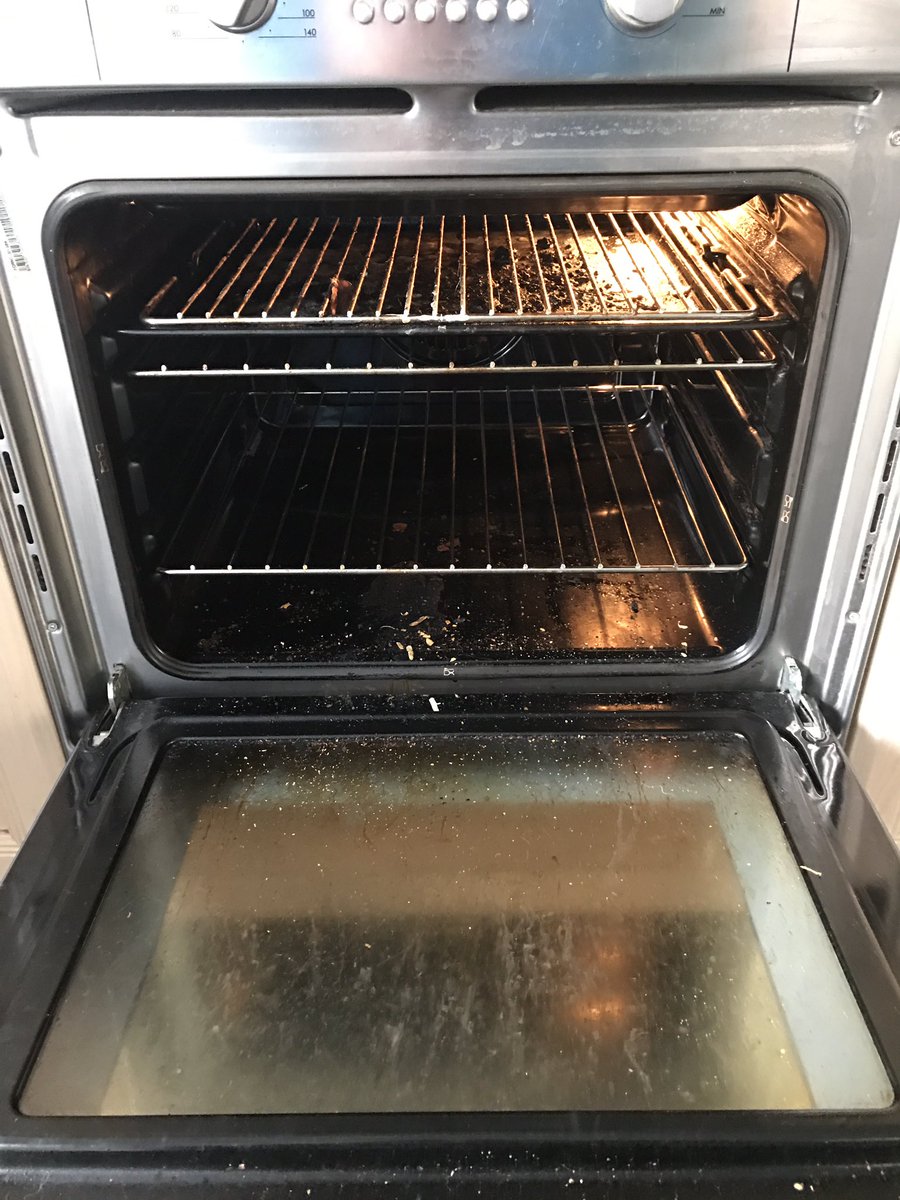 ProEverlast's tweet image. Homeowner, tenant or landlord, if you need your oven cleaning then look no further. Everlast Pro oven cleaning solutions offer a 24/7 online booking system so head to everlastpro.co.uk to book your place now. #barnsleyisbrill #SheffieldisSuper #worksop #ovencleaning