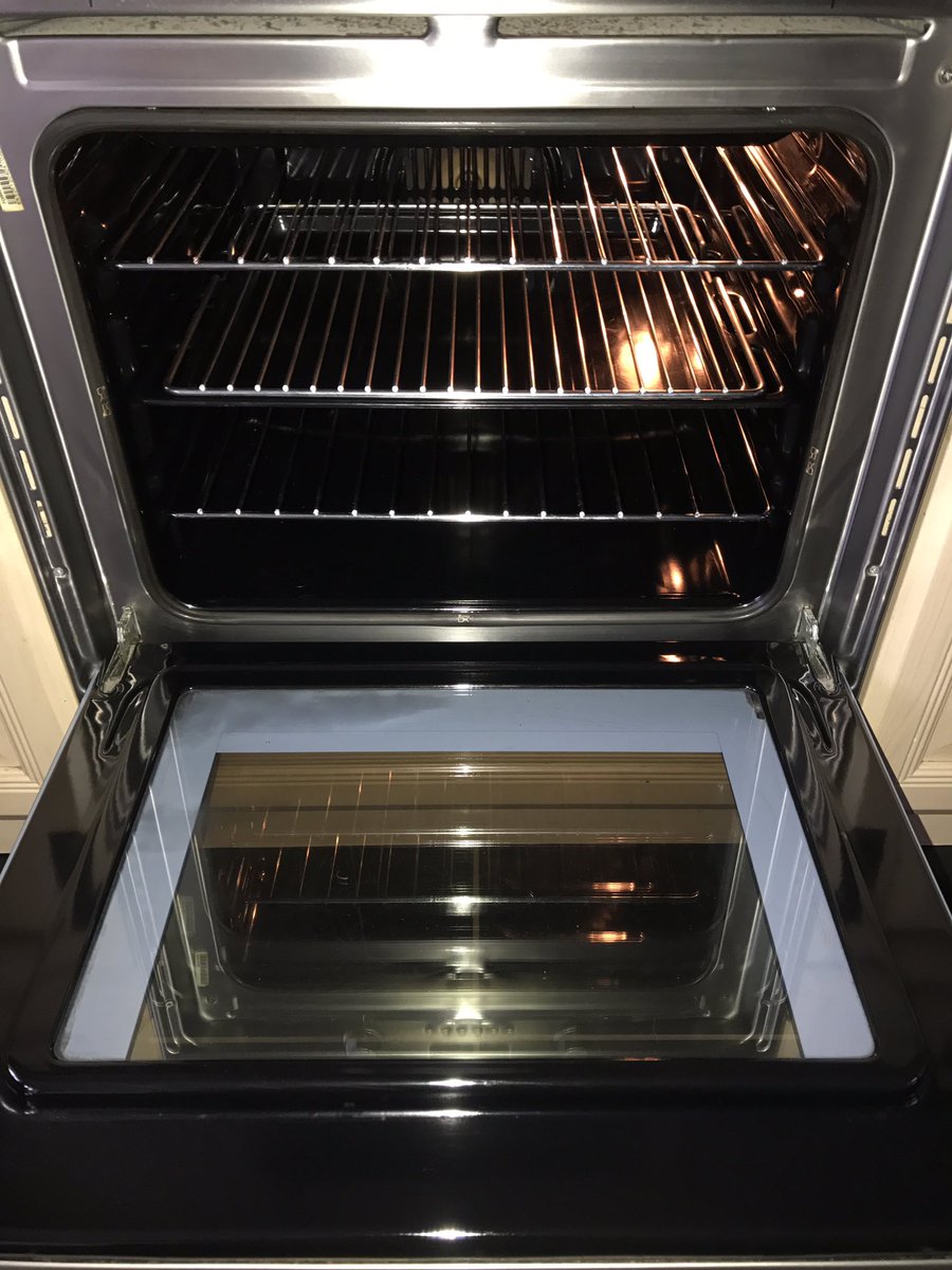 ProEverlast's tweet image. Homeowner, tenant or landlord, if you need your oven cleaning then look no further. Everlast Pro oven cleaning solutions offer a 24/7 online booking system so head to everlastpro.co.uk to book your place now. #barnsleyisbrill #SheffieldisSuper #worksop #ovencleaning