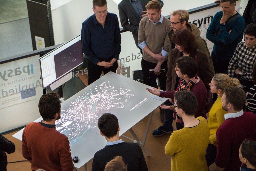 Urbane_Zukunft's tweet photo. Ein erfolgreicher Workshoptag geht zu Ende. #PaSyMo dankt allen Teilnehmenden fürs Engagement!
@ProPotsdam @citysciencelab @TH_Brandenburg #MWFKBrandenburg #foresightlab #BTUCottbus Studierende des Masters #UrbaneZukunft https://t.co/i2mXm2tN8V