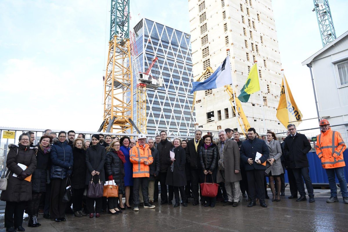 Welcome @EMA_News! #KingdomNL welcomes the European Medicines Agency in Amsterdam in their new temporary premises. Successful visit of EU-Ambassadors. Follow @relocatemaEN for updates.