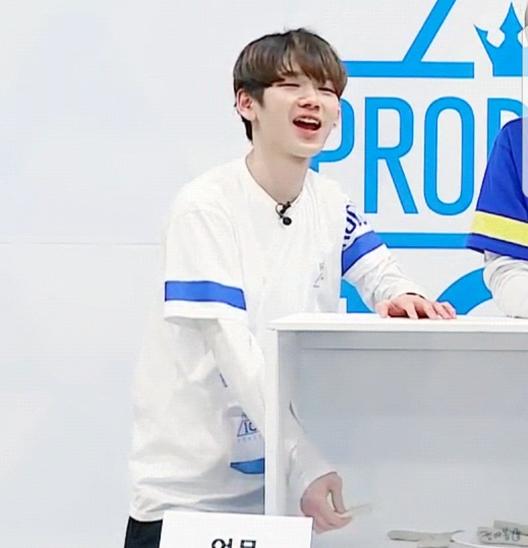 rkmppcy's tweet photo. สุขสันต์วันเกิดค้าบยัยน่ารัก❤💙💛 #Happy_KENTA_Day https://t.co/VTb1QOLjiE
