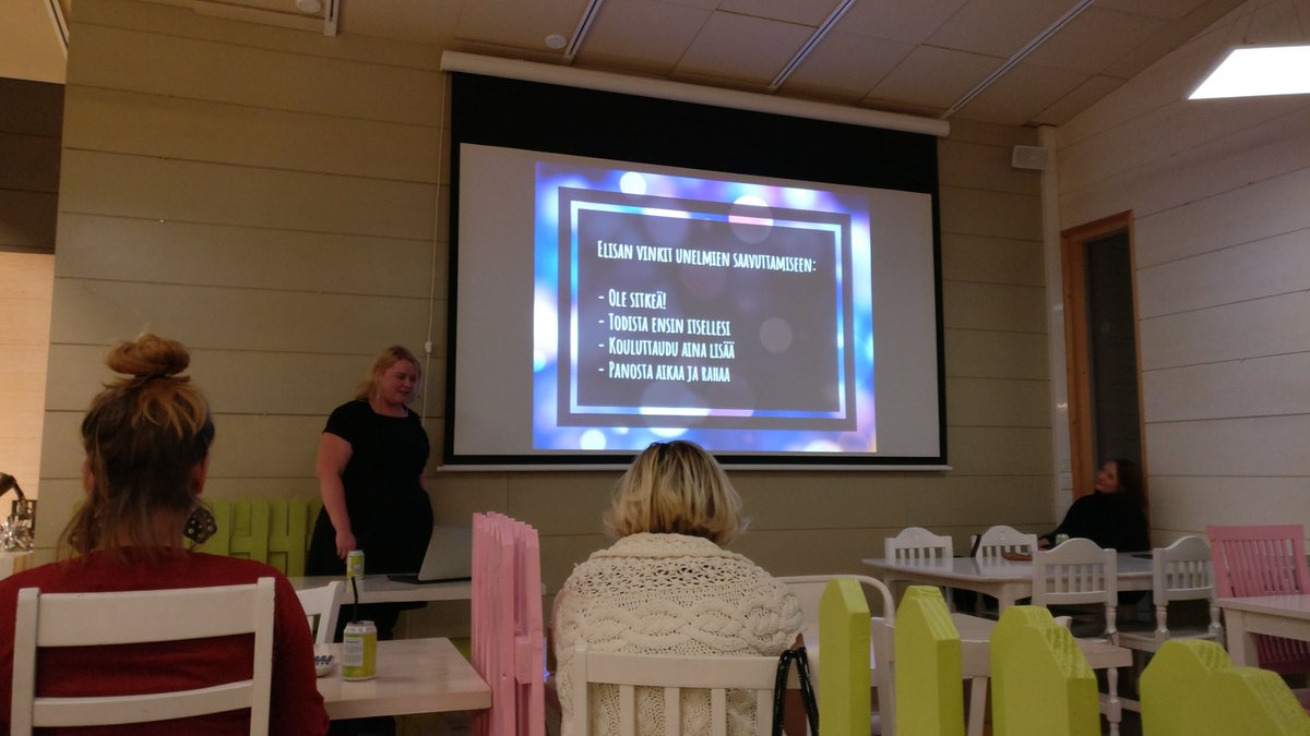 Piritta Parkkari (@pparkkari) on Twitter photo #howtomo aloittaa toiminnan MikkelissĂ€! Ihanaa olla oppimassa Mikkelin naisilta â€ïž TĂ€nÀÀn puhumassa <a href="/ElisaHillgen/">Elisa HillgĂ©n</a> #howtomo aloittaa toiminnan MikkelissĂ€! Ihanaa olla oppimassa Mikkelin naisilta â€ïž TĂ€nÀÀn puhumassa <a href="/ElisaHillgen/">Elisa HillgĂ©n</a>