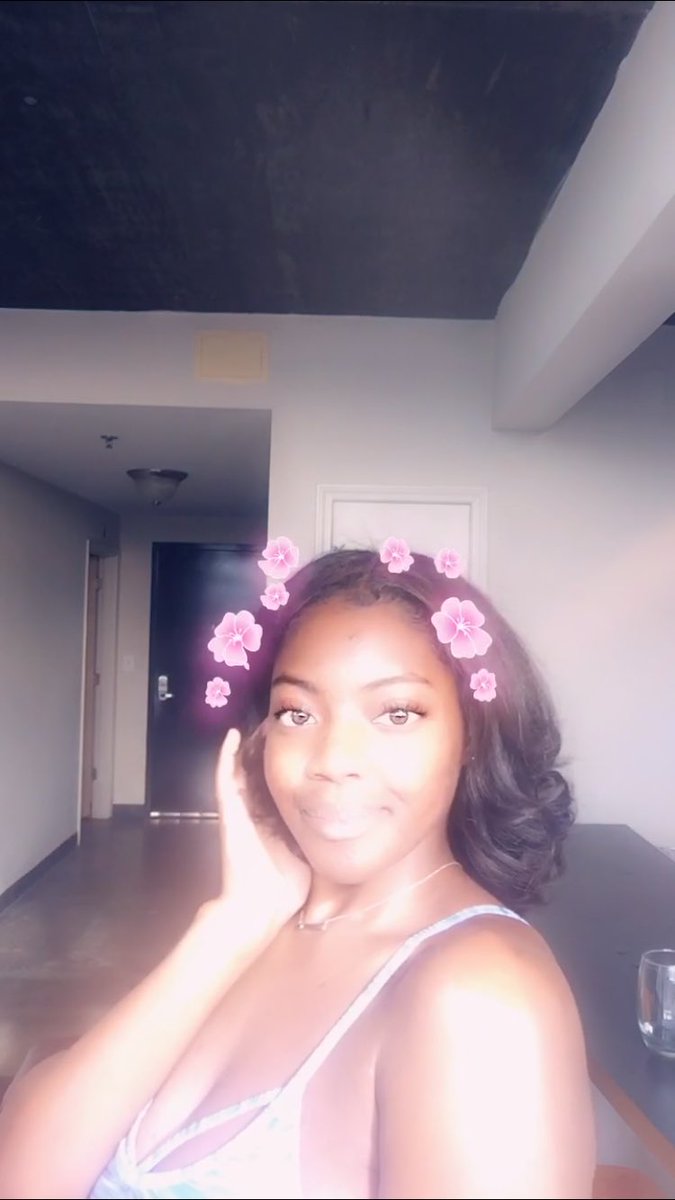 _TheNiceOne's tweet photo. Prospering 🌸💞 https://t.co/M7q4COqbIF