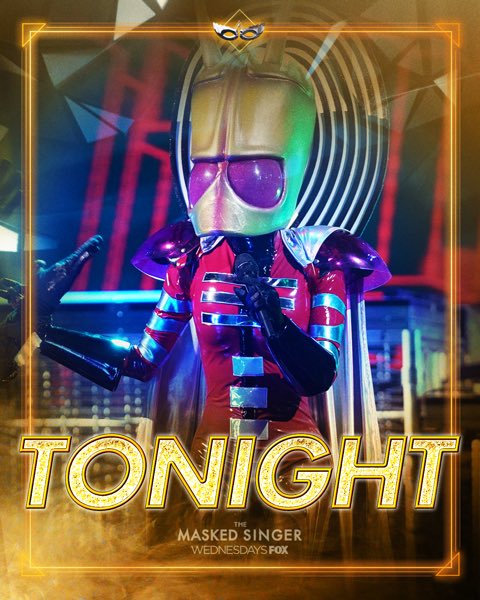 Hey friends. Can you help girl out who’s under the weather?  Would love to get this RT’d far and wide to remind Everyone <a href="/MaskedSingerFOX/">The Masked Singer</a> is on tonight. 
Appreciate your support as always. ❤️😷