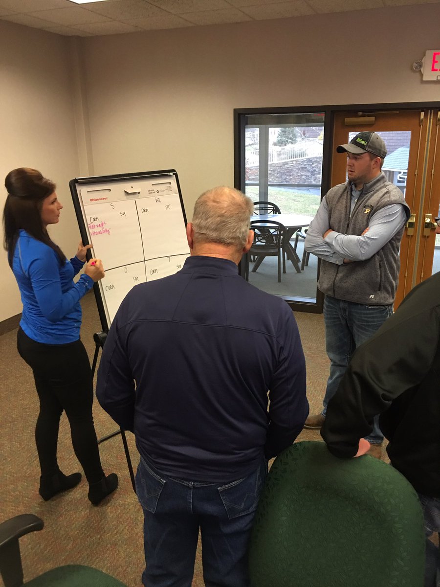 Agronomist_Whit's tweet image. The KY &amp;amp; S. IN Team spent the last few days getting ⬇️ to business! While we just turned the 📆 to 2019, the @ChannelSeed team is already planning for 2020. w/Our meeting we also hosted a team food drive challenge 💪🏻 check out all of our donations for a local pantry!🍽