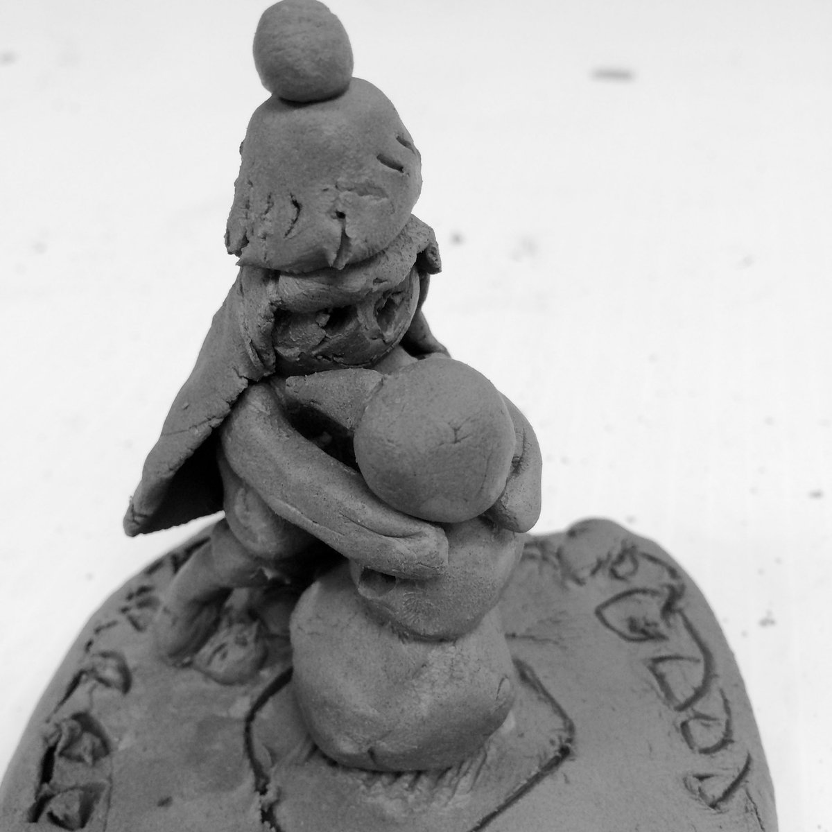 MsBeatriceSD735's tweet photo. So many unique details on these clay snowmen by #secondgradeartists ⛄️ #itstartswithart #clayweek https://t.co/1q19fo9vXc