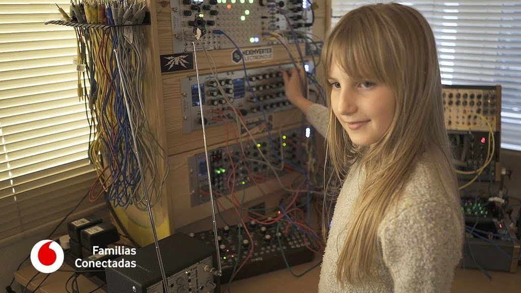 La pasión por la música empieza desde muy joven! m.youtube.com/watch?feature=…