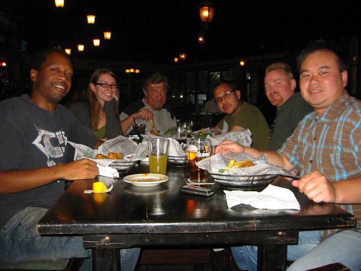 LuongFilms's tweet image. Can my followers at @LuongFilms also click and follow my other account @realTomLuong thanks so much I’m trying to balance out between these two accounts. I also control accounts @MarsOutpost and @ChristmasCurfew. Thank you!