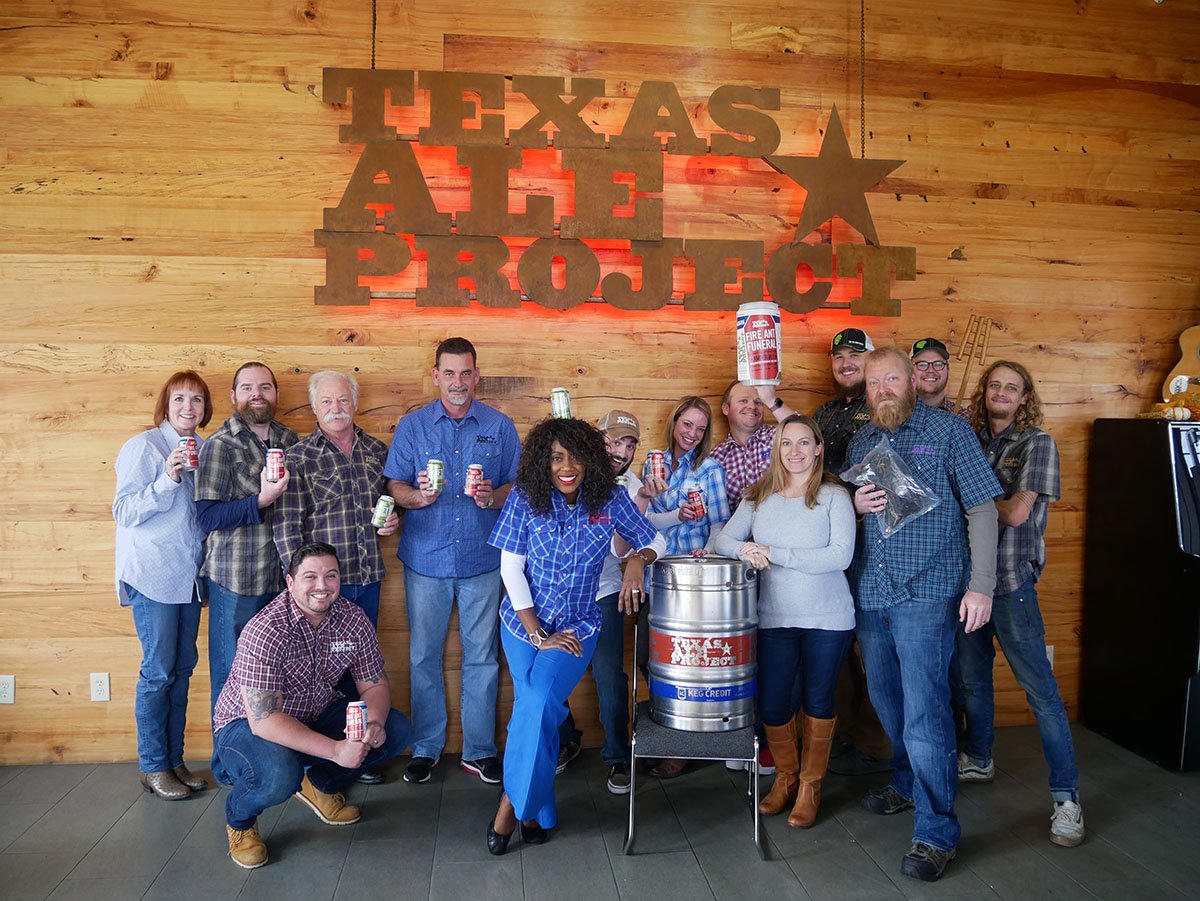 <a href="/DDesignDistrict/">DallasDesignDistrict</a> <a href="/OakDallas/">Oak Restaurant</a> <a href="/CHMGallery/">Christopher Martin</a> Our team is ready to make any night in the <a href="/DDesignDistrict/">DallasDesignDistrict</a>  a great one. Come try some of our awesome #craftbeers.  
#FireAntFuneral #50FTJackrabbit #TexasBlood #100millionAngelsSinging #SomethinShady #goodtoGo #craftbeerlife #dallasbrewery