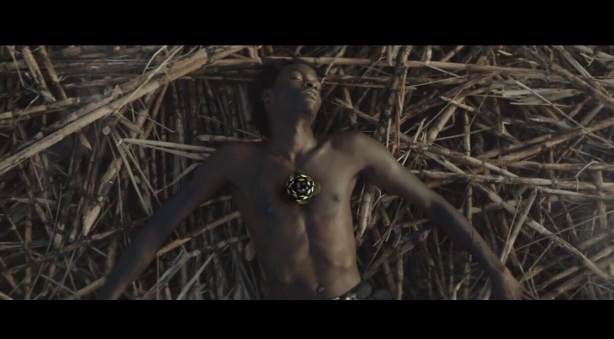 ZaynNewsBRA's tweet image. Apesar da ganância onde nada é o suficiente, o amor vence. youtu.be/r2zyYAClv1g 

#SATISFACTIONVIDEO