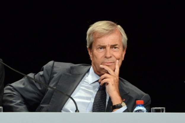 bakiyoussoufou's tweet image. #mouf #Bolloré va quitter le port de #Douala fin 2019 Les autorités portuaires camerounaises mettent fin à quinze ans d’exploitation de ce port, le plus grand d'Afrique centrale, par le groupe français. reste #Lomé #Conakry #freetown #Dakar... bbc.com/afrique/live/r… via @BBC
