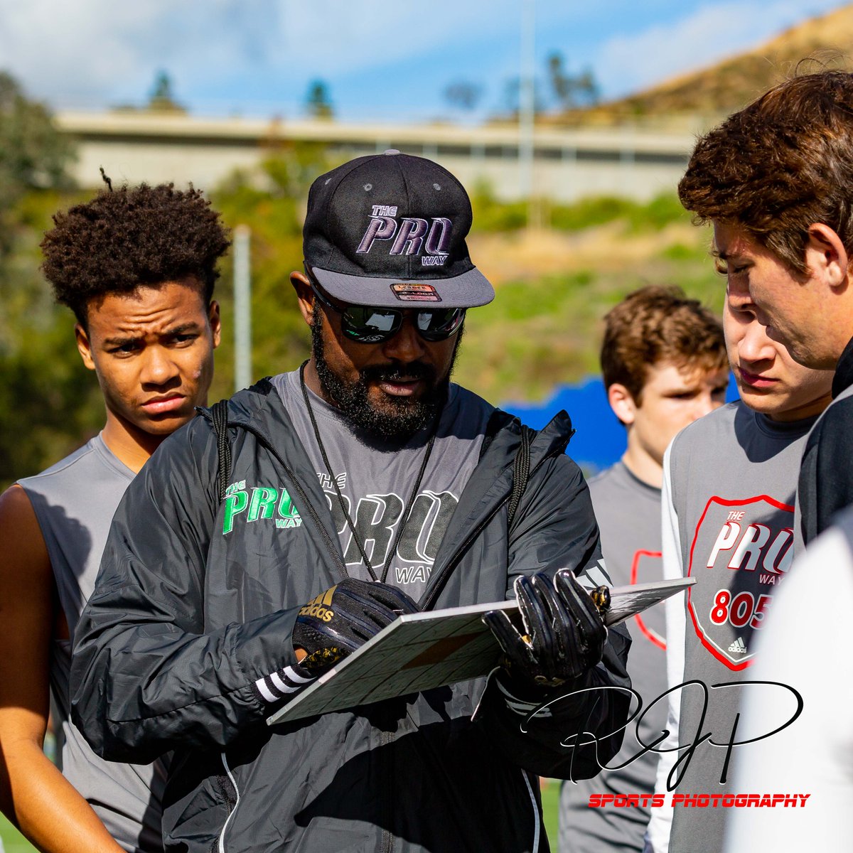 RJPSports's tweet photo. Great #photoshoot at the #Proway805 #workout on 01/06/2019 #rjpsports #raymondjoycephotography #sportsphotography #7v7 #prowaytraining More shots to come on 01/08/2019
https://t.co/Zx8ZvU22CZ https://t.co/pZTVqq0iCx