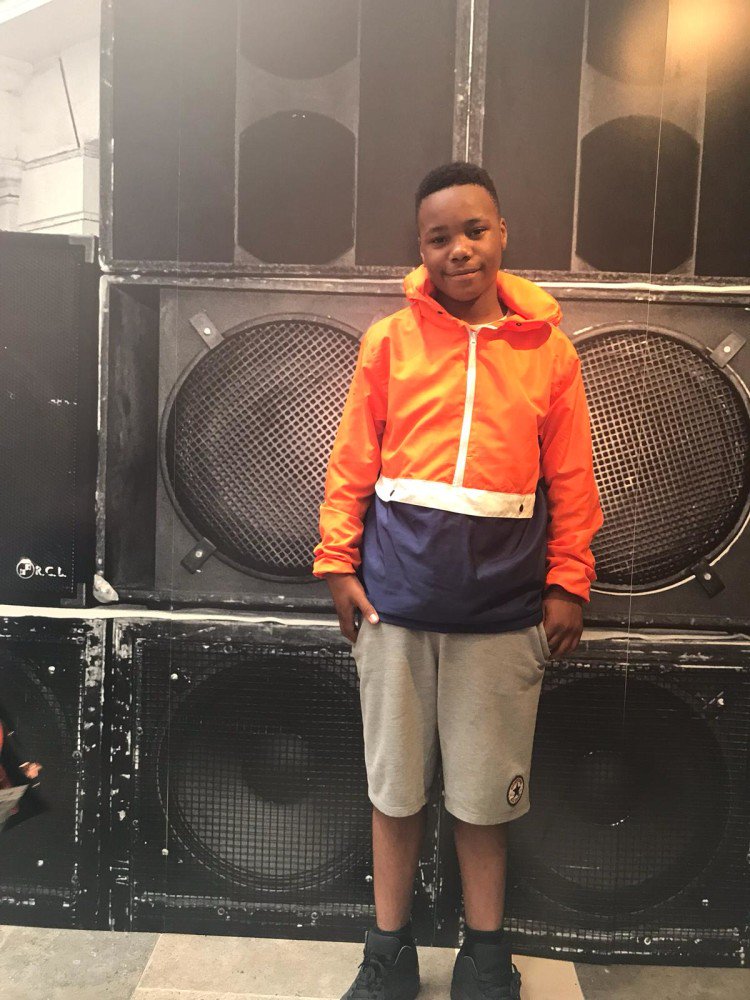 The victim of a murder in #Leyton #WalthamForest has been named as 14-yr-old Jayden Moodie. Detectives continue to investigate - any info pls call 02083453734. news.met.police.uk/news/victim-na…