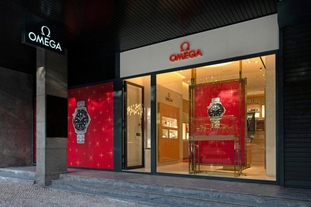 FleedPortugal's tweet photo. Omega abriu a sua primeira Boutique em Portugal https://t.co/39HR3yYVTl https://t.co/0UT09f7TUo