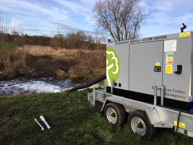 BarryKillnerEA's tweet photo. All our #Worcestershire stored mobile #Pumps have been taken to a local site today and fully #deployed and #operated to maintain existing #competency and to train new starters within the team. This also ensures all pumps are #defect free and #Incidentready #Operationalready https://t.co/TxS4KYCXZN