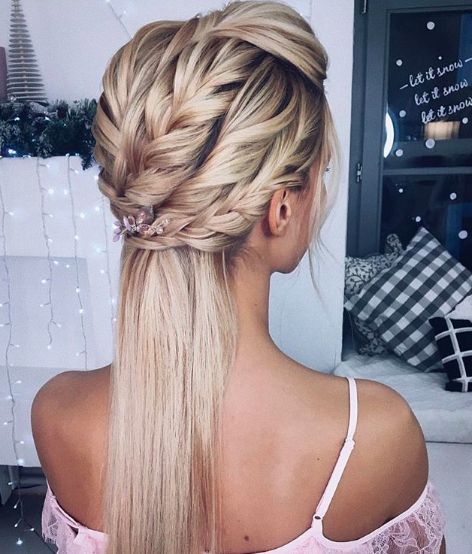beautymarket_es's tweet photo. 💞💃 #TopLooks Trenzas para ponerle a 2019, glamour ¡mucho glamour! #Fashionistas #Styles #HairStyles Vía @beautymarket_es 👉https://t.co/SgRqmWsKOc https://t.co/9W29XGtXqT
