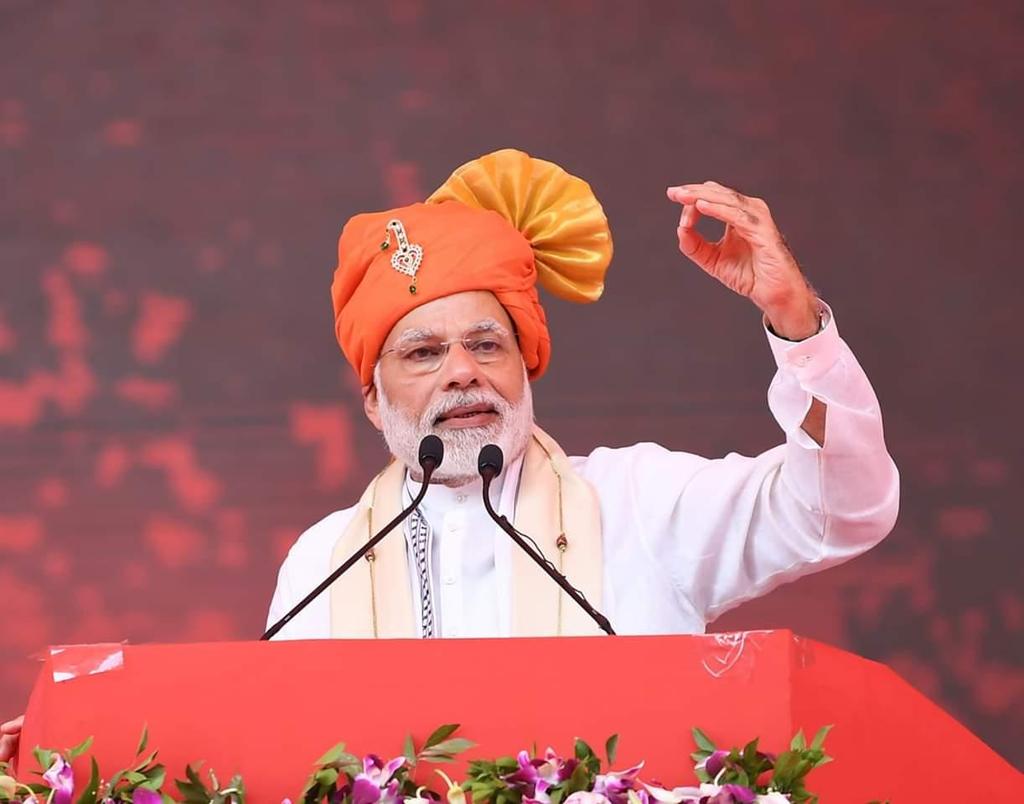 ఉభయ సభలలో ఈబీసి రిజర్వేషన్ ఆమోదం!
చరిత్రలో నిలిచిపోయిన నరేంద్రమోదీ!!!#Thankyoumodi_ji💐
#SabkaSaathSabkaVikas
#ReservationBill #BJPACHARY4KLKY
#BJP4TELANGANA #BJP4INDIA