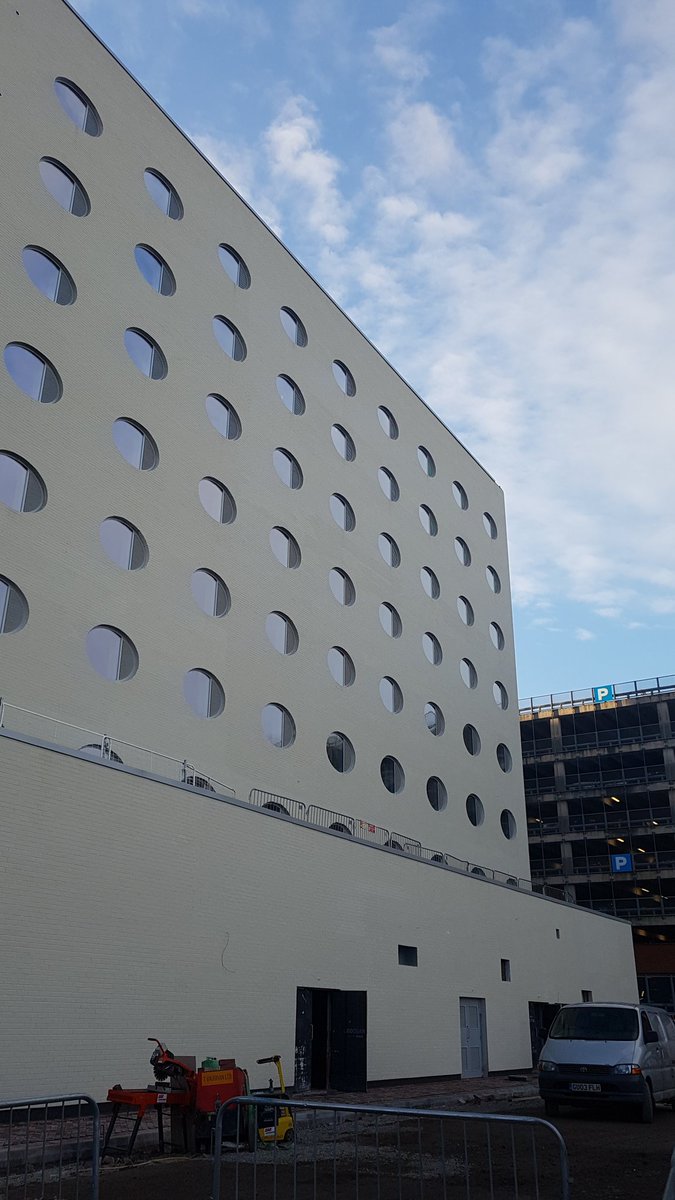 Great to be back out on site yesterday. Meeting HM <a href="/LauraMustoe/">Laura Mustoe</a> for the first time as well as this awesome new hotel in Cardiff Bay! Check out those windows 😁 <a href="/PIhubOpenings/">PI&R New Openings</a>