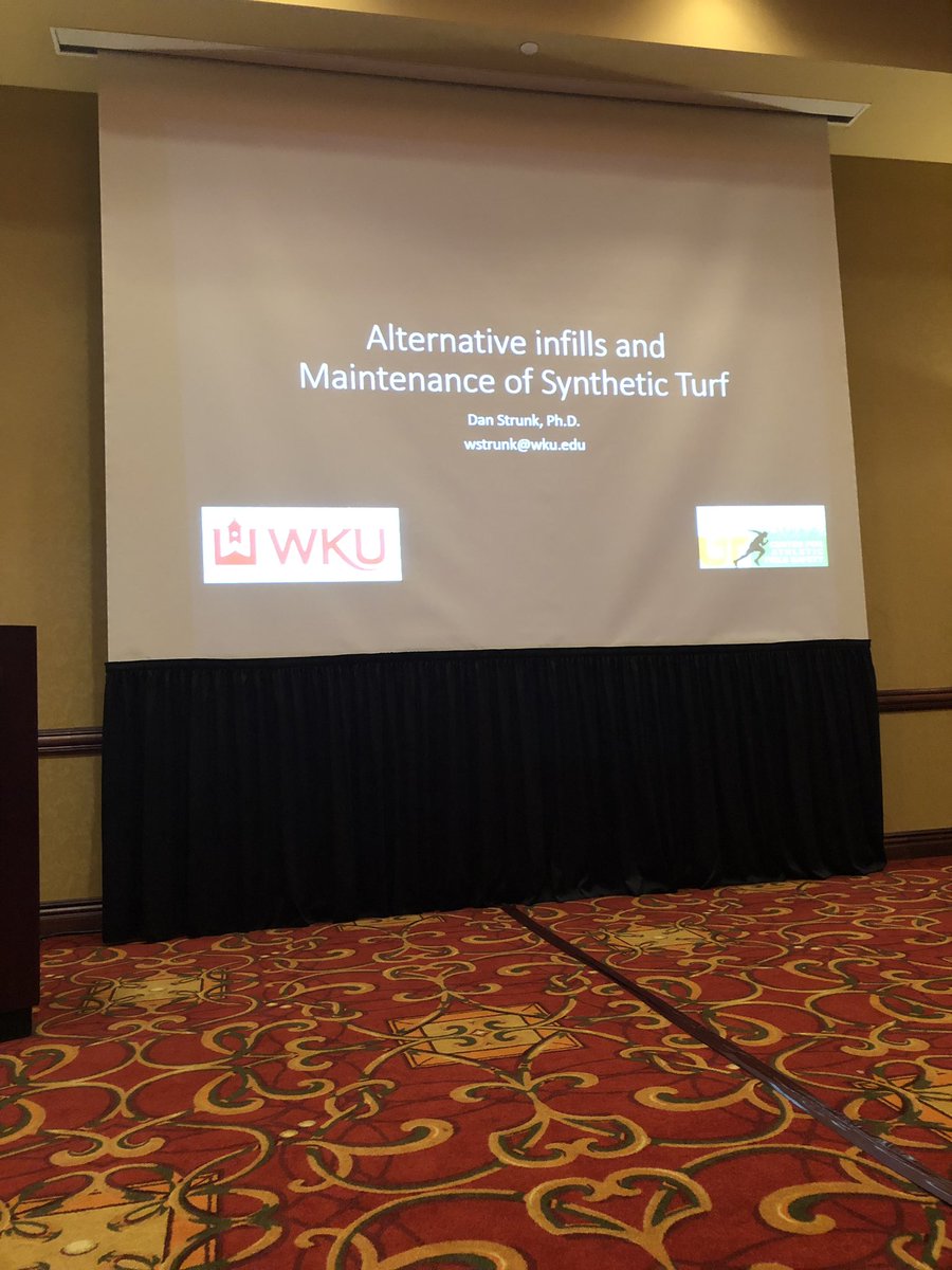 Listening to <a href="/WDanStrunk/">Dan Strunk</a> present his knowledge on alternative infill materials and synthetic turf maintenance at #TTA2019 <a href="/UTturfgrass/">UT Turfgrass</a>